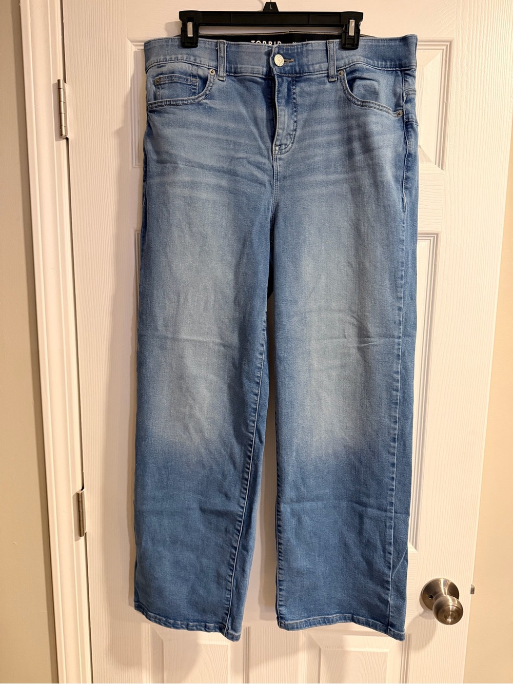 Torrid Wide Leg Bombshell Jeans Size 14R
